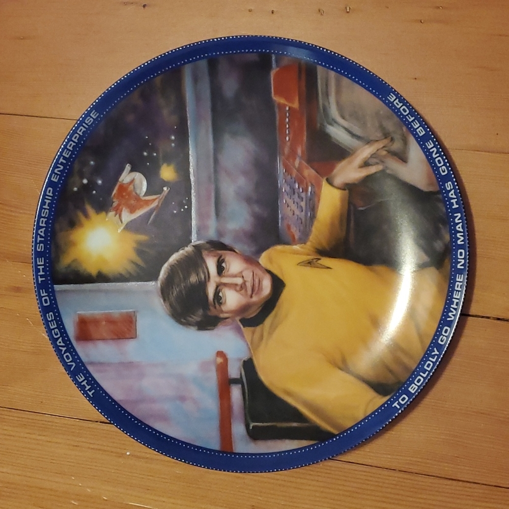 Hamilton Collection 1983 Star Trek collectible plate featuring Chekhov
